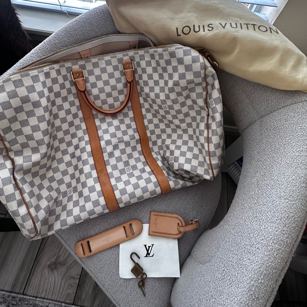 Authentic Louis Vuitton Keepall Band 55-Damier Azur w/Dust Bag, Tag, Lock & Keys